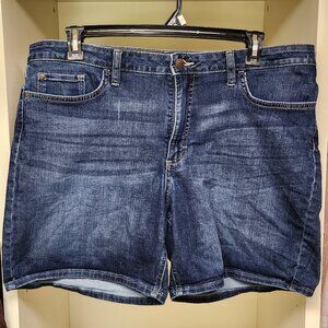 Lee mid rise jean shorts
